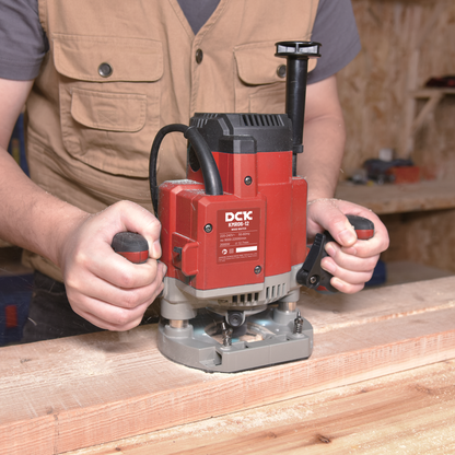 DCK Wood Router 2000W with variable speed and max. milling cutter diameter: Φ12.7mm